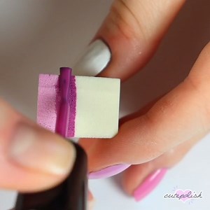 2.9M views · 25K reactions | There are so many common household items that can be used to create easy nail art designs!  | cutepolish | Facebook