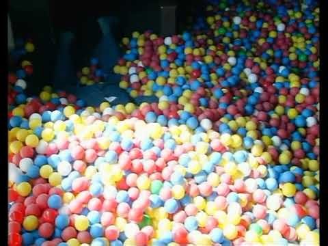 Manitbois - Johannes ja Kyllikki Virolainen huvipuistossa