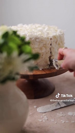 Fluffy Vegan Coconut Cake Recipe for Dessert Delight