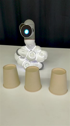 Magic! #magictrick #robots #keyitech #clicbot