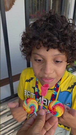 Waking up to catch lollipop🍭