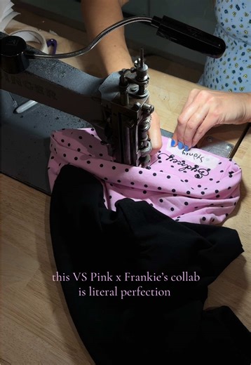 Reviving Nostalgia: Fold Over Yoga Pants Are Back!