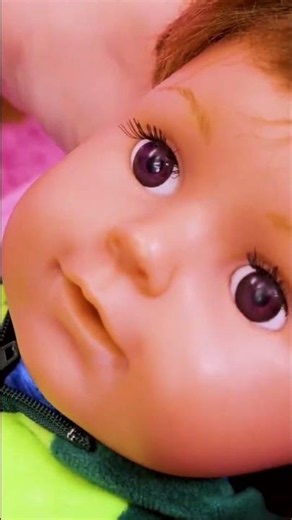 Las muñecas van a una fiesta de pijamas