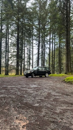 What Clarkson says goes 💁🏼‍♂️ #landroversofdevon #l322 #rangerover #landroverseries #rangeroverclassic | Land Rovers of Devon