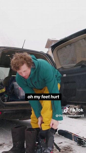 I'm a snowboarder trying to see how good at skiing I can get in 30 days. #snowboarding #skiing #learning