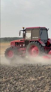 MTZ 1221 в поле! 🚜 Мощная вспашка в реальных условиях #tractor #farming #тракторспб #automobile