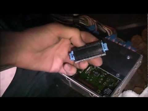 Performance Chip Install In VS Commodore