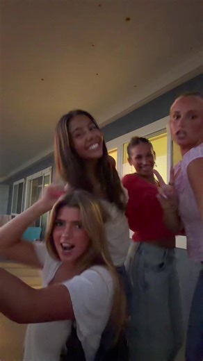 Just me and my hawaii besties | besties