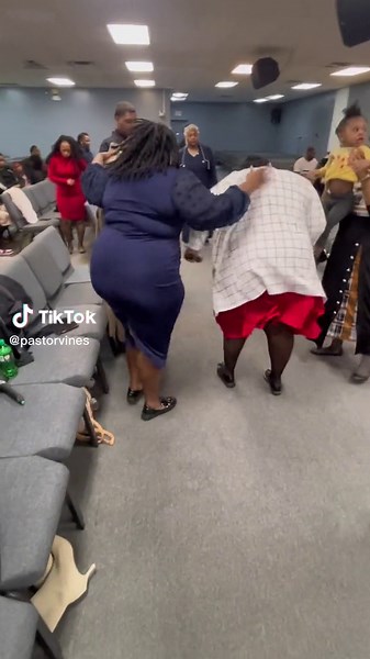 Exciting Praise Break Recap & Pastor Vines on Christian TikTok