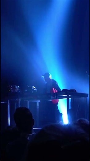 Stourm, live in Paris. #yanntiersen #ontour #livemusic