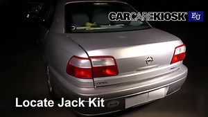 How To Jack Up a 2000 Opel Omega GLS 2.2L 4 Cyl.