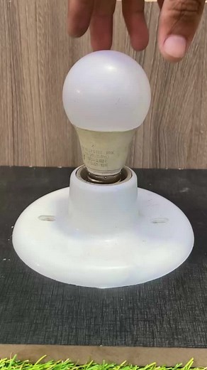 How to Fix a Broken Light Bulb Socket Safely at Home
