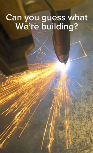 Metal Art Fabrication: Wall-Hanging Creation