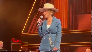 Jeannie closing out her Tuesday Night Opry segment singing a song she wrote, “Life Of A Rodeo Cowboy,” which has been recorded by artists like Merle Haggard, Chris LeDoux, and Moe Bandy. This week at Billy Bob’s in Fort Worth, Moe will be inducted into the Texas Cowboy Hall of Fame, and Jeannie is traveling there for the ceremony. | Jeannie Seely