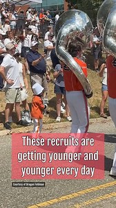 The Auburn Marching Band had the cutest addition to their horn line this past weekend. 🤗🎺🦅 🎥: Bragan Feldman #thisisalabama #auburnu #marchingband #cute #trumpet #wareagle #gotigers #sec #ncaafootball #collegeband #socute | This is Alabama