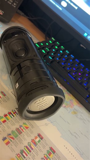 Crazy LFM hitting (windows sounds on the background lol)