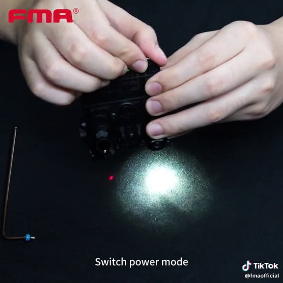 FMA AN/PEQ-15A DBAL-A2 Tactical Light Product Display