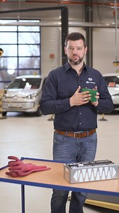 🔋⚡️⁉️ Did you know? Your driving style can directly influence the service life of the battery in your e-vehicle! 🚗💨 Our expert Mario explains what other factors influence the "State of Health" in the video. Take a look! 🎥👨‍🔧 For a real e-mobility deep dive, visit our HELLA TECH WORLD! 🤓👇 https://www.hella.com/techworld/sg/Car-parts/E-Mobility-78909/ | HELLA