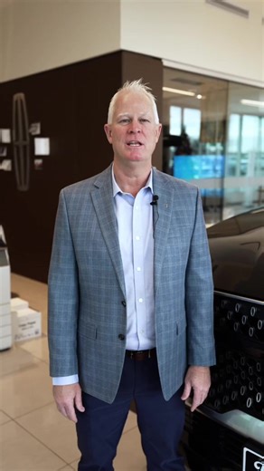 Behind the scenes at Dave Sinclair Lincoln St. Peters! 🎬 Follow us for more BTS content of the office, vehicles, and upcoming deals, you won't regret it! 👏