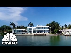 Rihanna Filmed A Music Video At This Miami Estate | Secret Lives Of The Super Rich
