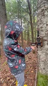 Setting up the Moultrie Edge 2 cameras with my son #whitetail #moultrie #maine #deerhunting