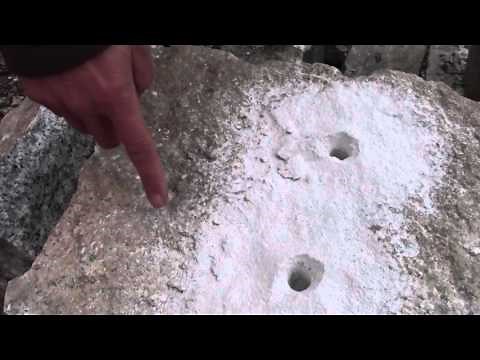 セリ矢で御影石を割る時のコツ