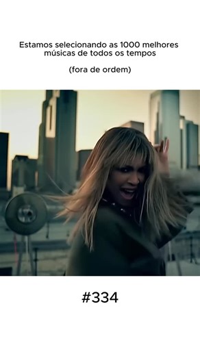 Top 1000 Músicas on Instagram: "🔥 Crazy in Love – Beyoncé feat. Jay-Z Lançada em 2003 no álbum Dangerously in Love, Crazy in Love marcou a estreia solo de Beyoncé e rapidamente se tornou um dos maiores sucessos da sua carreira. A música mistura R&B, soul e hip-hop, com um sample marcante de “Are You My Woman (Tell Me So)” dos Chi-Lites, e conta com a participação especial de Jay-Z, que adiciona ainda mais energia à faixa. Com batidas dançantes, arranjos de metais e a voz poderosa de Beyoncé, a 