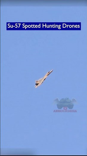 Su-57 Fighter Jet Spotted Over Central Russia — Hunting Drones!!