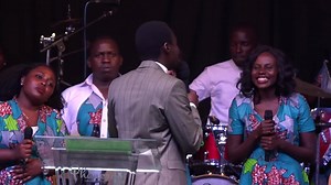 Nsanyuse nsanyuse yesu yanazako ebibi | Pop-Ama Ug