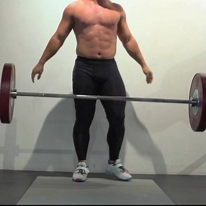 Mobility 🔁 strength 🔁 stability ... they all must work hand in hand. Whilst the first steps of improving mobility might be to develop basic improvements of range in the hips ankles and thoracic let’s say, which can be achieved through various low level mobility drills you will see people including me commonly promoting. By no means do those exercises allow you to be mobile under load. This is why no matter how much stretching and mobilising you think your doing in your daily flows it might not