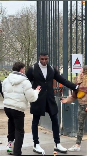 Scene set. Hearts unguessed. #SocialExperiment #TrueRecord