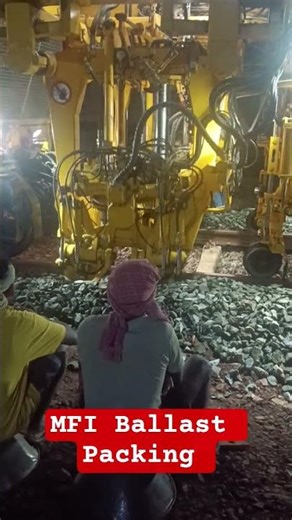 Rail Track ballast packing by MFI ‪@RailwayTechnical‬