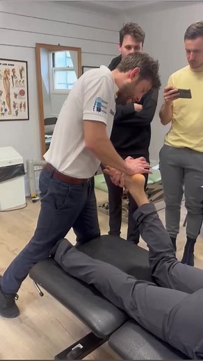 Learning Chiropractic Manipulation Techniques / London Courses with OMT Training #chiropractic #osteopath #sportstherapy #physiotherapy #sportstherapist #manualtherapy | OMT Training