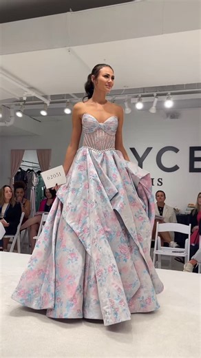 ♥ SHOPPROMPARTY.COM ♥ on Instagram: "OMG the prettiest senior prom dresses ever 👗 #prom2026 #prom #promdresses #promdress #prom"