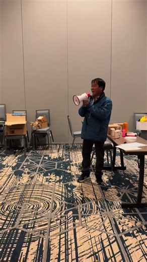 Roses are red, violets are blue… If JBS won’t bargain fairly, we’re coming through. 💘✊🏽 Strike signs ready and feeling unstoppable. #jbsulpstrike #ourunionourpower #ufcw7 #unionpower #happyvalentinesday❤︎ | UFCW Local 7R