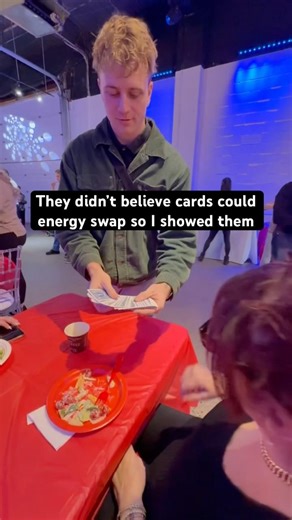 I showed them how to energy swap the cards. #cardmagic #magician #cardtrick #magictrick #shorts