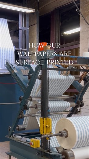 4.5K views · 23 reactions | Come along behind the scenes as we share how our surface-print wallpapers are still crafted on original 19th-century machines. All of our surface-print wallpapers are made at York Wallcoverings in Pennsylvania, the only company in North America to use these early printing machines. Unlike digital printing, the surface-print method creates a tactile result, with coats of pigment layered artfully to mimic a hand-painted feel. #serenaandlily | Serena & Lily | Facebook