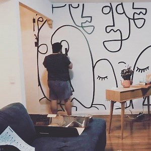 WOW!!!! @christianhull you are now a professional installer of Pickawall! 💯 Thank you for sharing your incredible transformation of your blank hallway wall into a work of art featuring our Face Line Art design! You have demonstrated the true ease of installing our wallpaper and an amazing way to pass the time at home! Thank you!! Enjoy your new wall and it’s many faces 🖤 | Pickawall