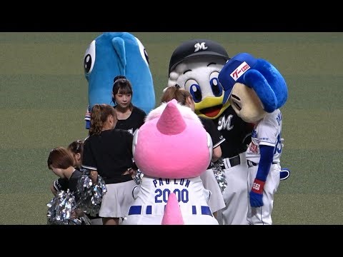 マリーンズとの交流を終え、マスコット密度高めな最後の記念撮影！ (2023/06/14)