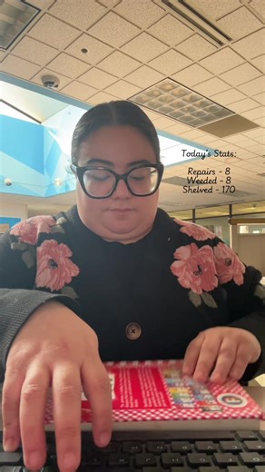 Library Repair & Weeding #schoollibrarian #schoollibrary #bookrepair #bookweeding