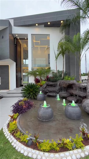Casas modernas en Lomas de Cocoyoc con alberca y cascada