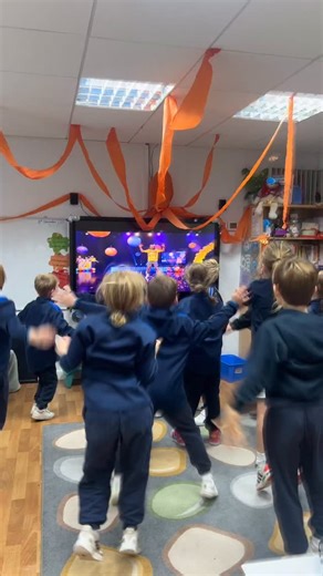 This morning, Year 2 took part in @thebodycoach’s Live Activate challenge in aid of @bbccin! It was a great way to kick their Friday and also get them in the mood for celebrating Children in Need this evening on BBC1. 🎉 #TheDoKWay #JoeWicks #ChildreninNeed #Community #Donate #Charity #PrePrep #SurreyPrePrep #SurreySchools | Duke of Kent School
