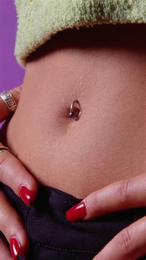 Bauchnabelpiercing stechen lassen: Alles, was du wissen musst
