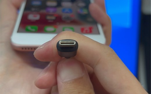 涛哥将iPhone魔改成typeC，出门只带一条线啦