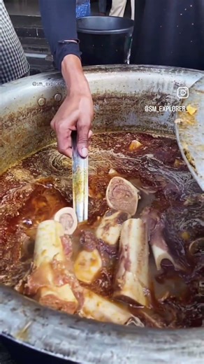 Hyderabad ki sabse zyada demand wali Tahari! 😱#explorehyderabad #explorer #food #viral #hyderabad