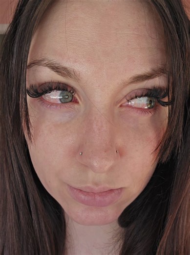 #lashextensions #lashes #help #allergicreaction