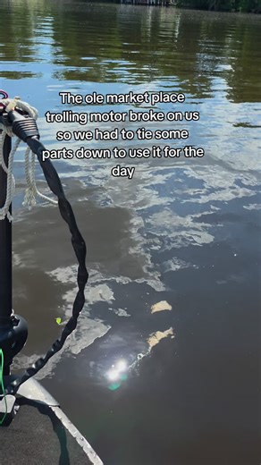 Sometimes you gotta improvise! And it worked for the entire time we were out. now to truly fix it... #boat #lake #broken #trollingmotor #ifitaintbrokedontfixit
