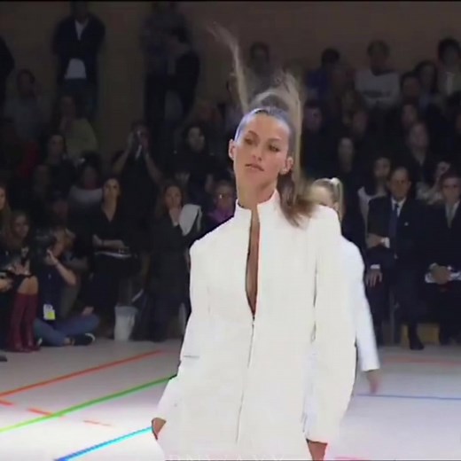 #giselebündchen opening #givenchy spring summer 2000 | gisele bündchen