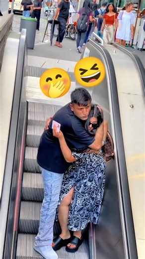 Part - 14 // 🤭😆😱🫂 Social Experiment and Prank video #prank #funnyprank #shortvideo #fypシ゚viral