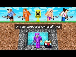 CREATIVE SPEEDRUNNER vs HUNTERS in Minecraft!